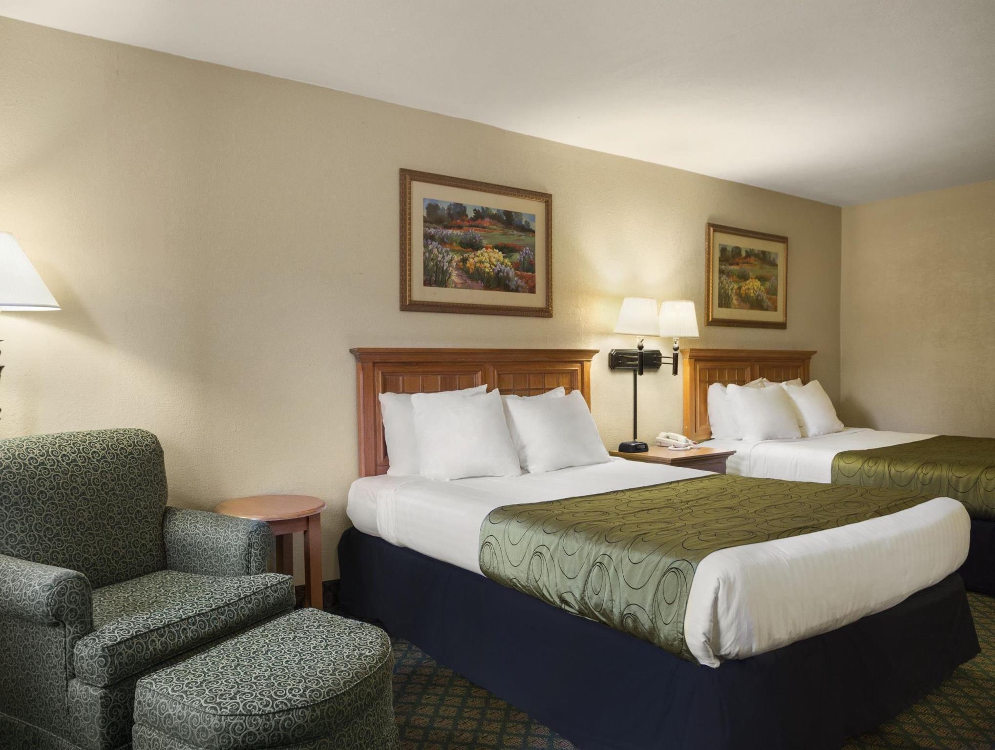 Days Inn & Suites By Wyndham Stuttgart Exterior photo